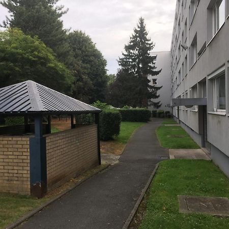Au Petit Bonheur Imprevu Apartamento Douai Exterior foto