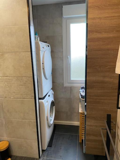 Au Petit Bonheur Imprevu Apartamento Douai Exterior foto